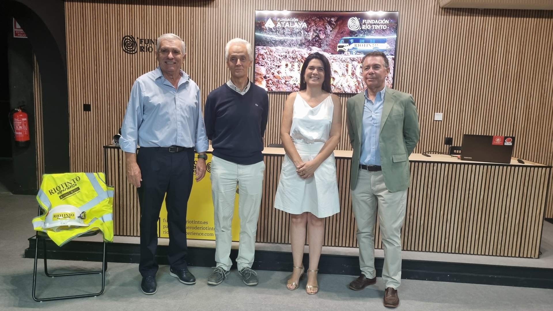 Presentación de la iniciativa a la Junta
