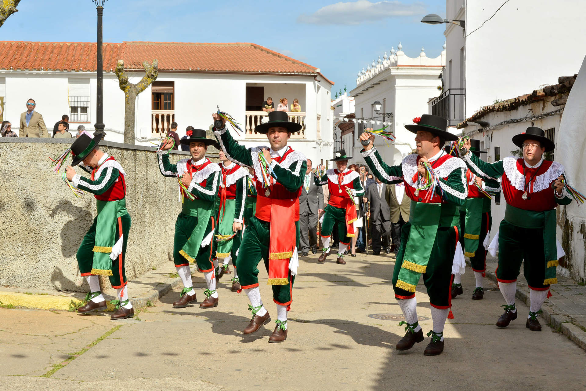 Distribución de los danzantes en plena procesión