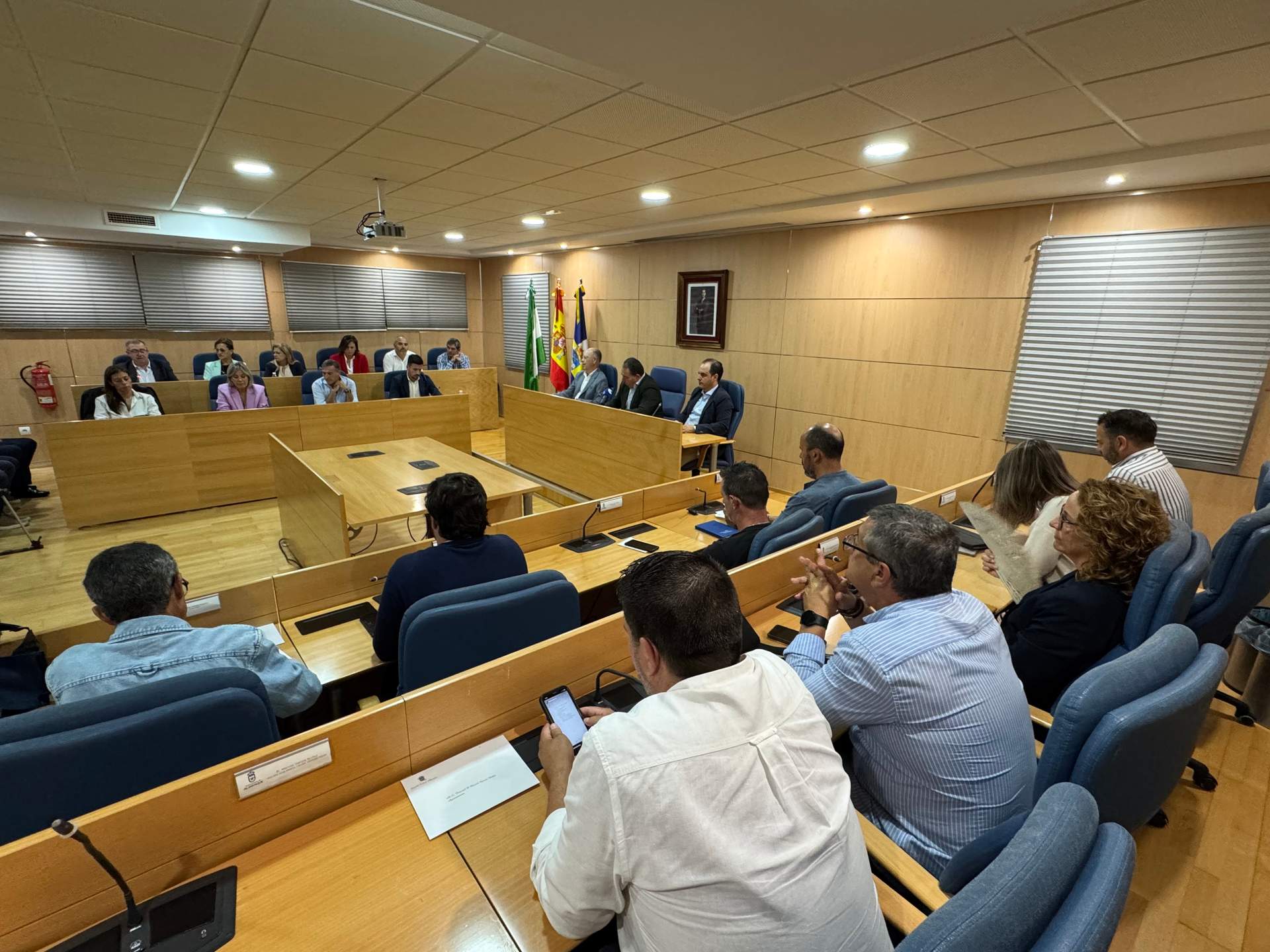 Pleno renuncia David Toscano
