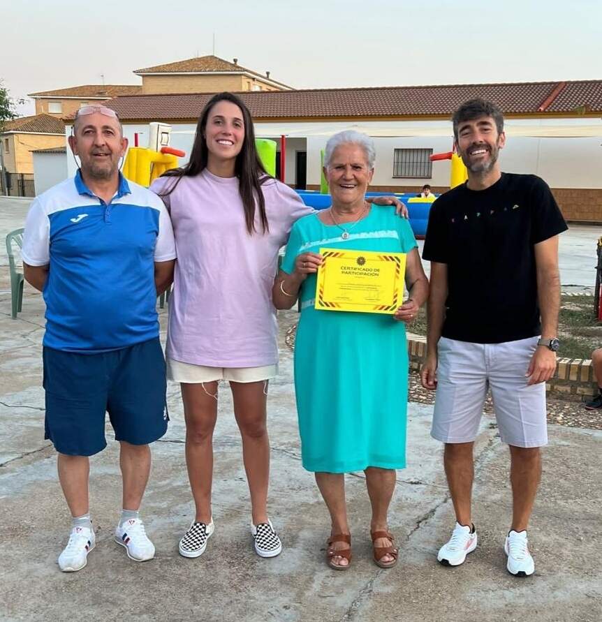 Ejerciendo de Concejala de Deportes en una entrega de premios