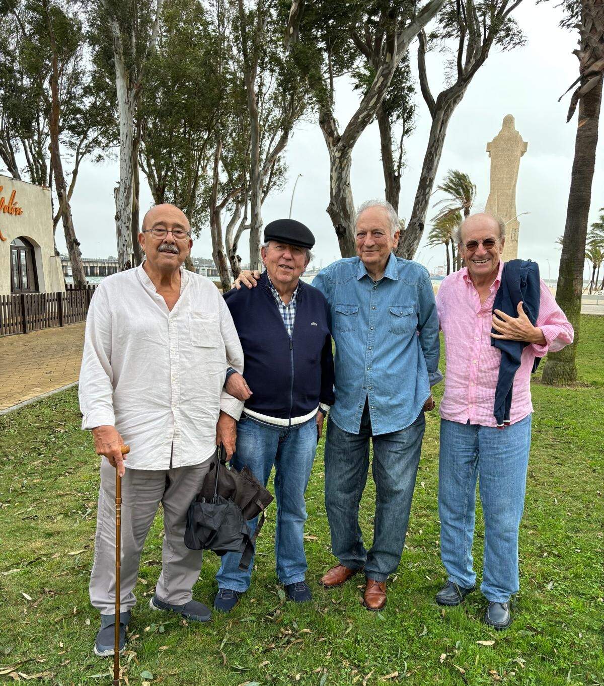 Junto a sus amigos Ignacio, Manolo Galán y Perico Rodri