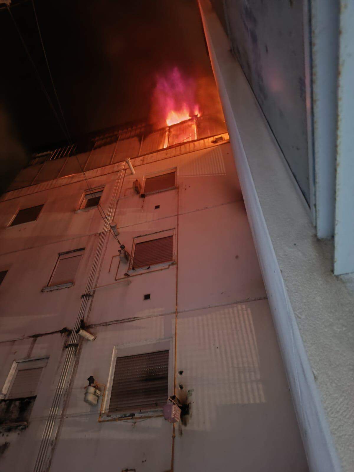 Incendio en los trasteros