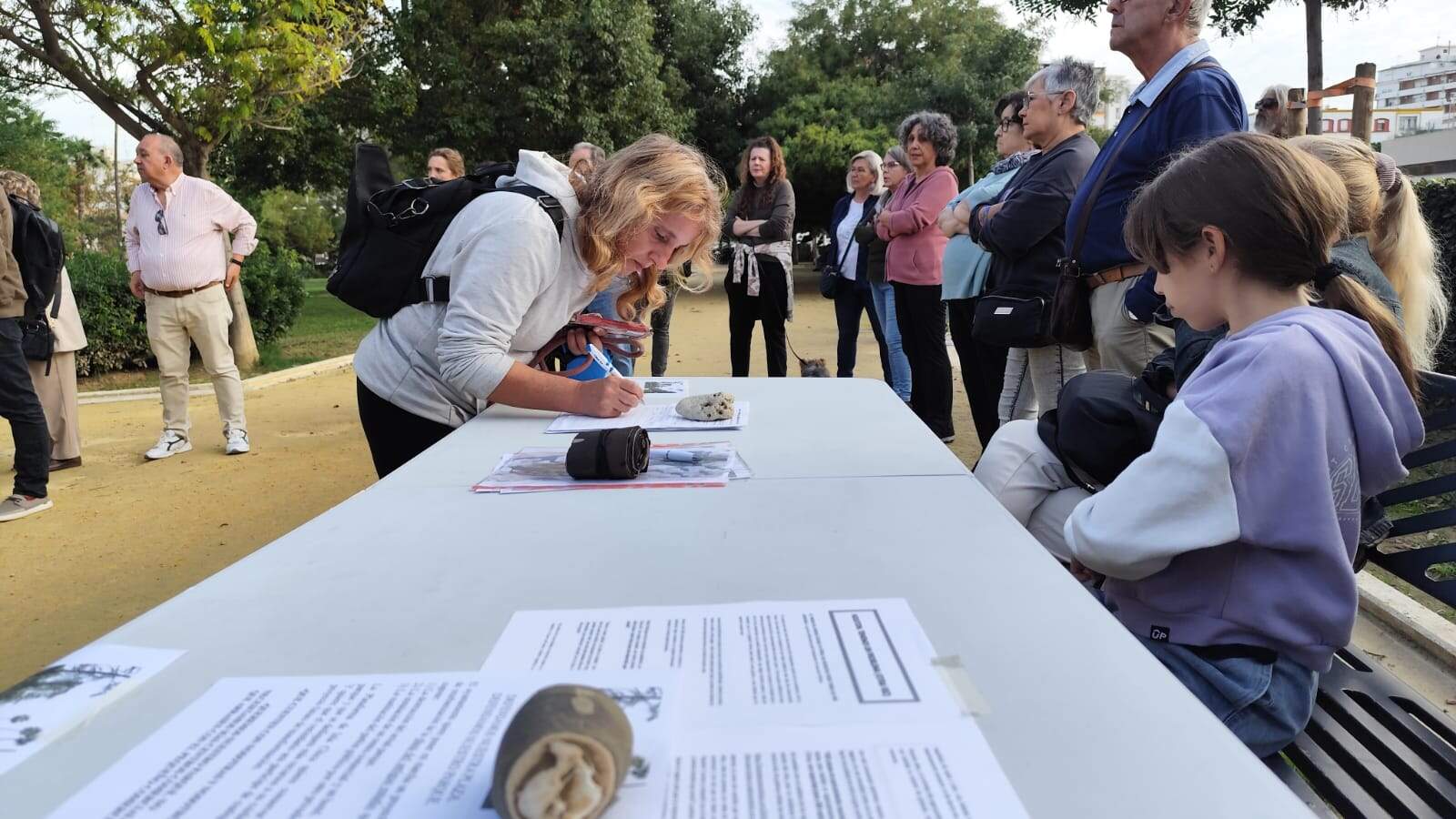 Más de 300 firmas se han recogido ya en el barrio
