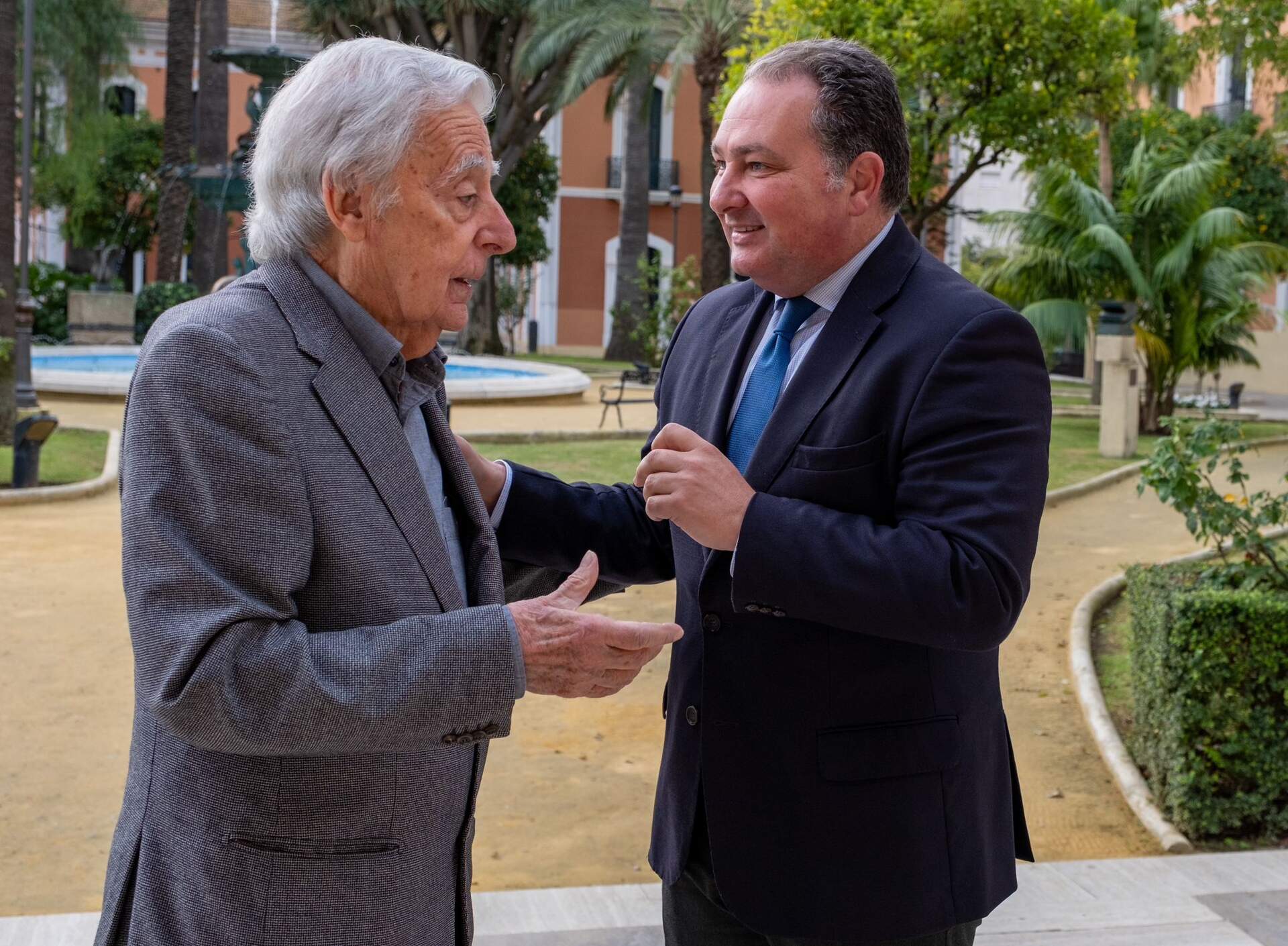 David Toscano, con el fundador del Festival, José Luis Ruiz