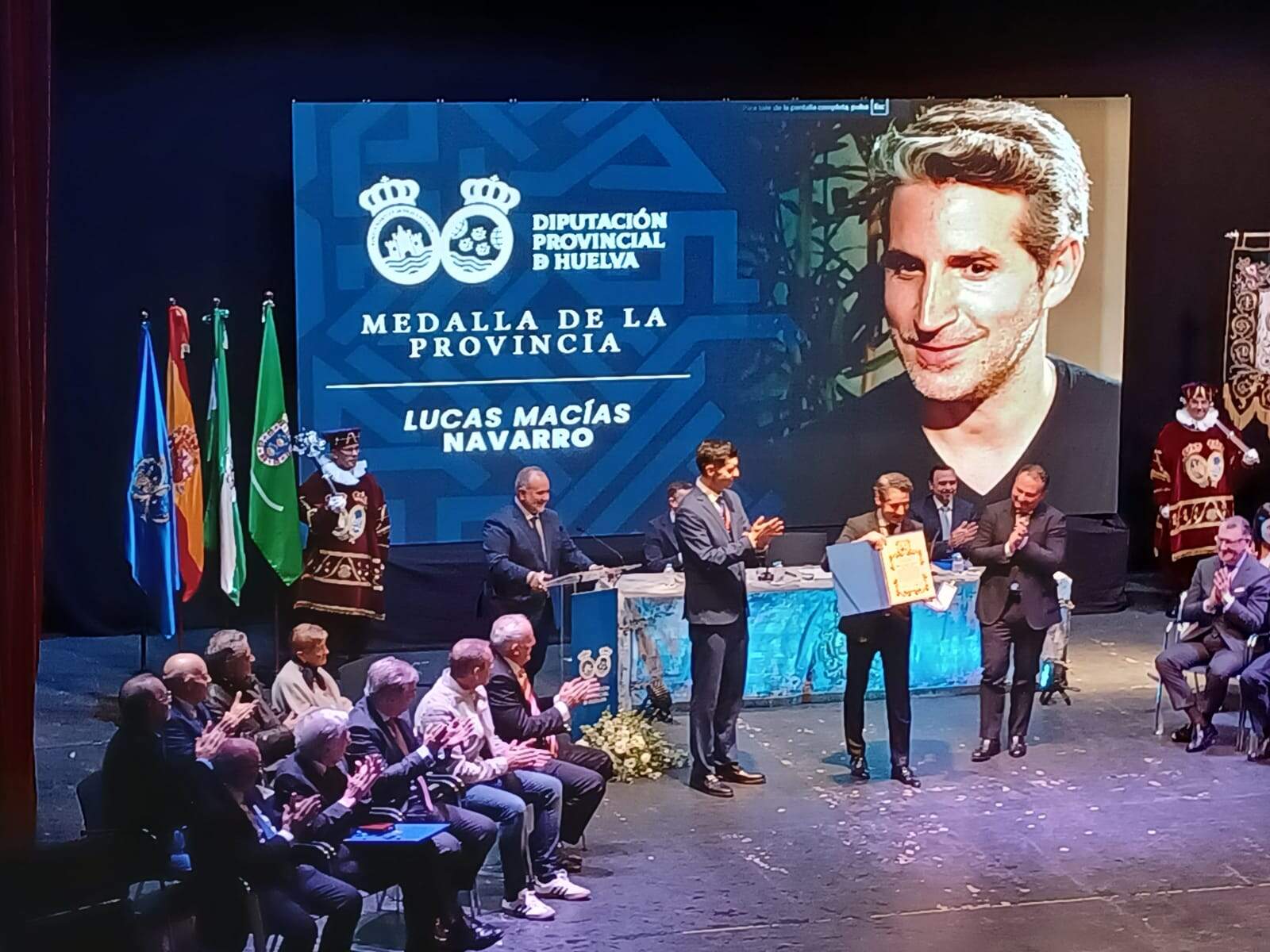 Reconocimiento a Lucas Macías