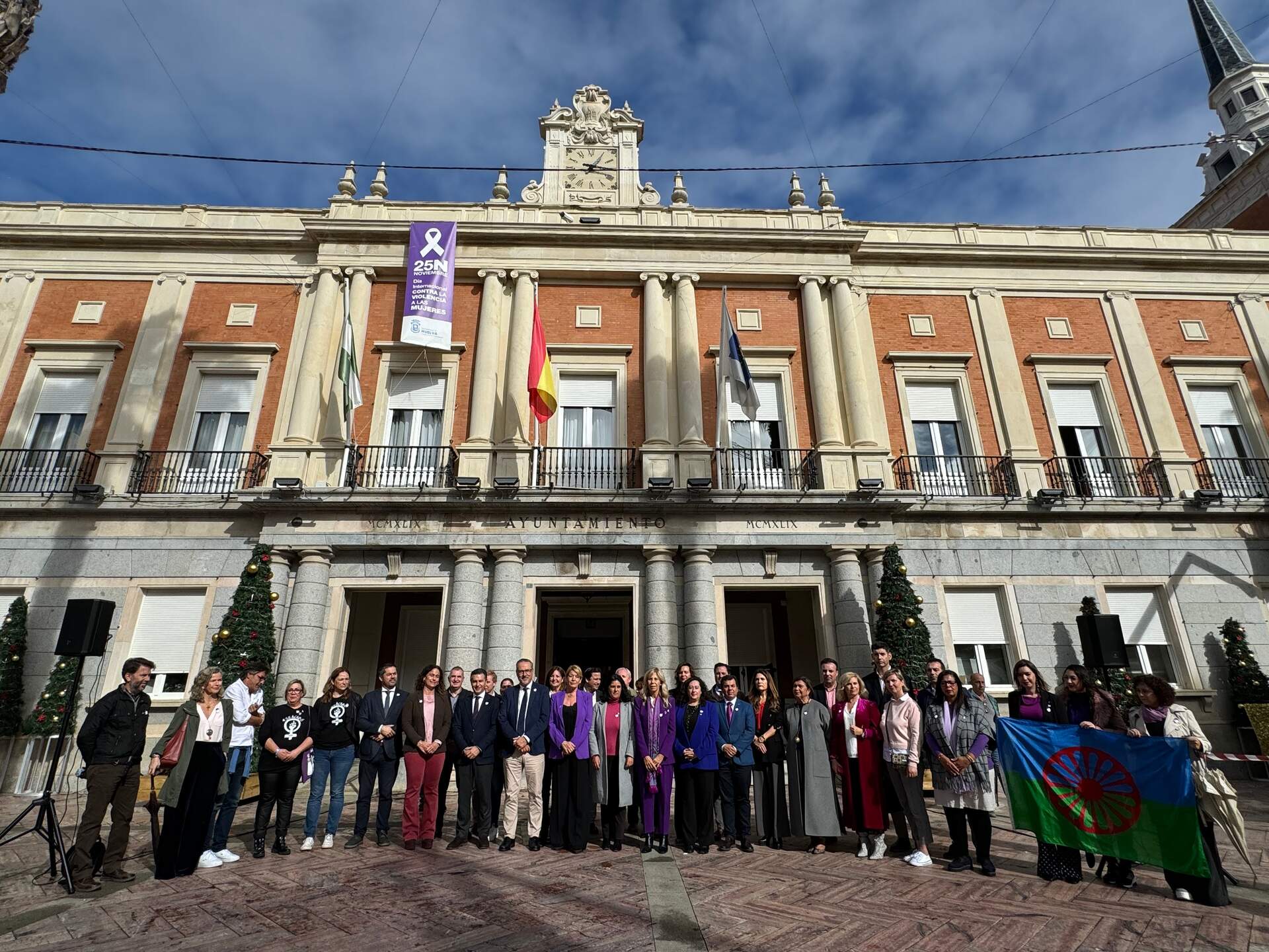 Lectura Manifiesto 25N Ayuntamiento de Huelva