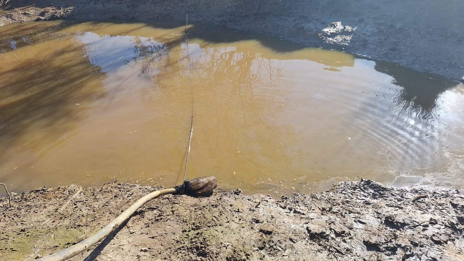 Inspección arroyo La Cañada (Almonte)- excavación zona policía