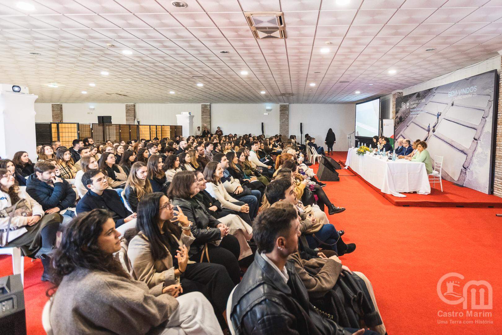 Presentación de nuevos médicos