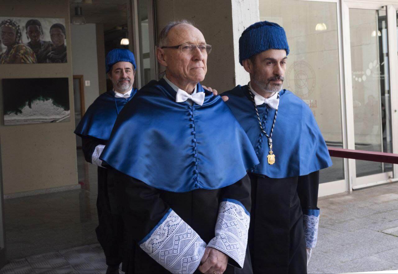 Llegada al acto del doctorando