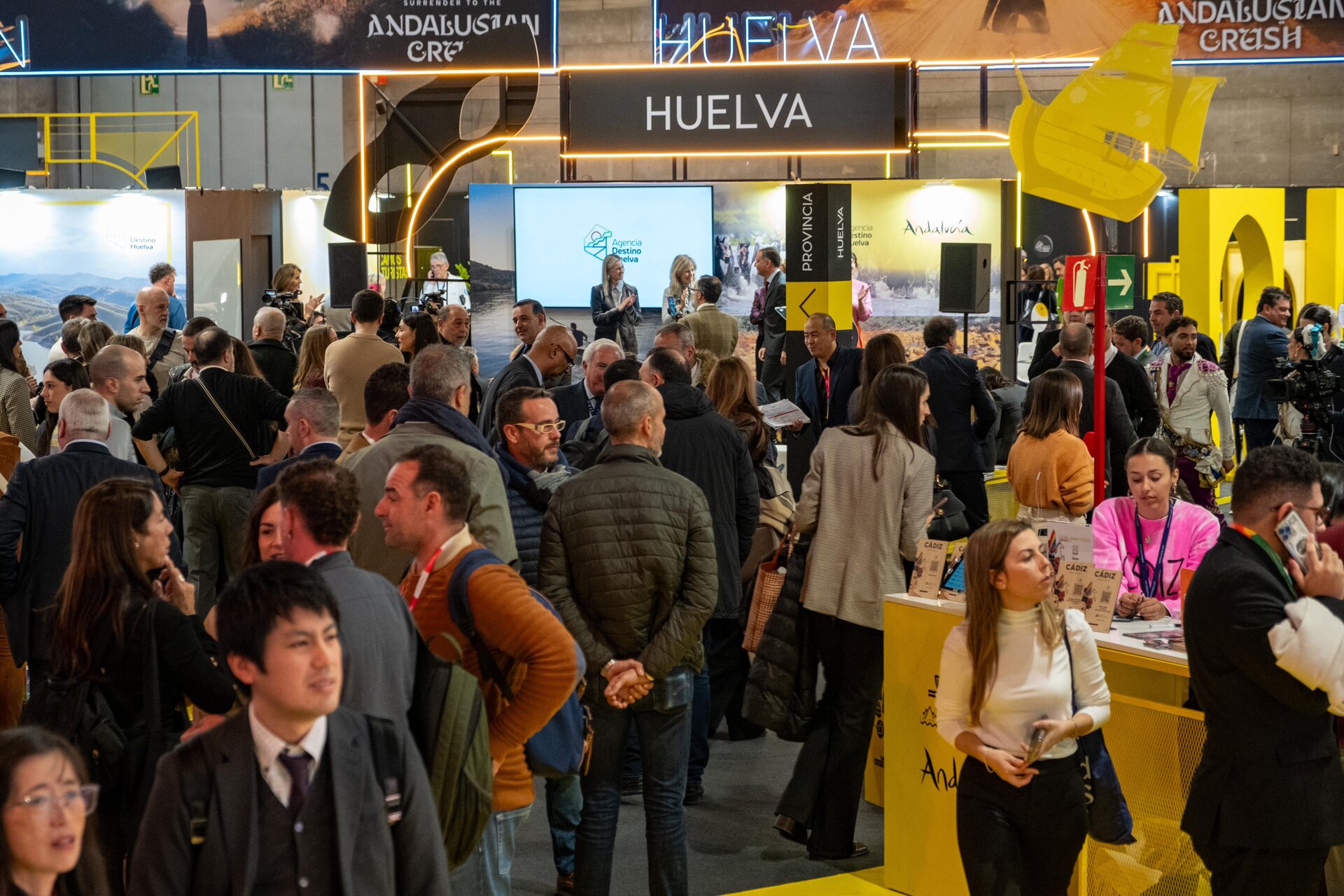 Ambiente en el stand de Huelva en Fitur