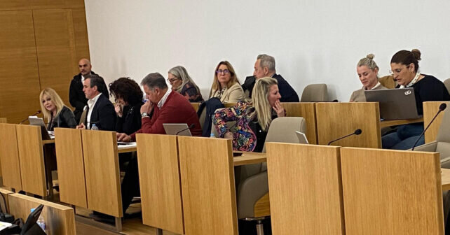 Bancada socialista en el pleno