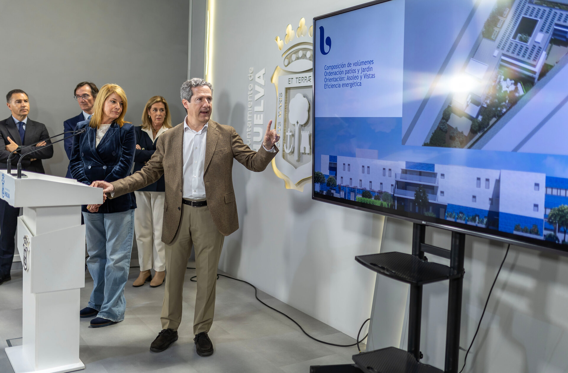 Responsables de Ballesol presentan el proyecto