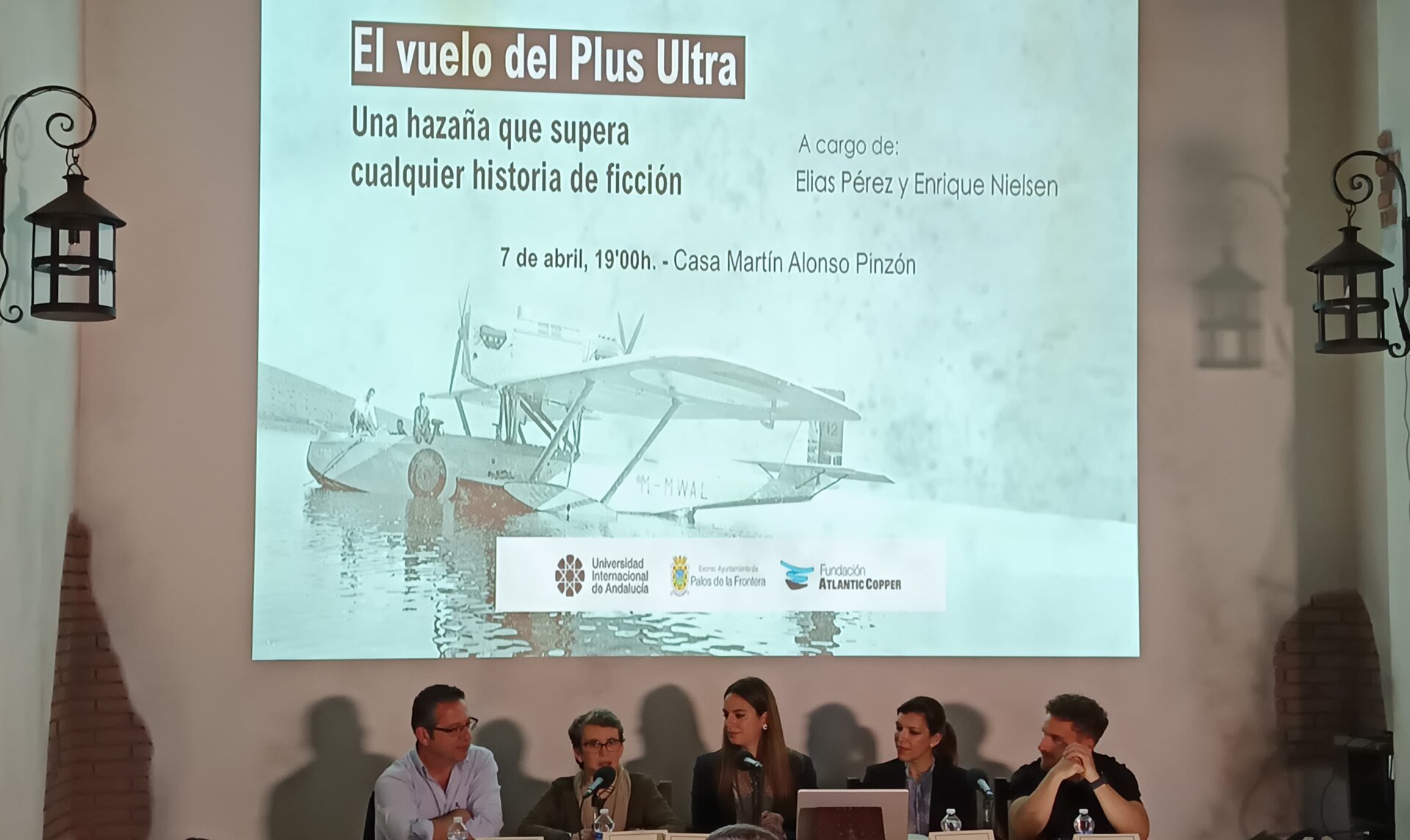 Presentación del documental en la UNIA sobre el Plus Ultra