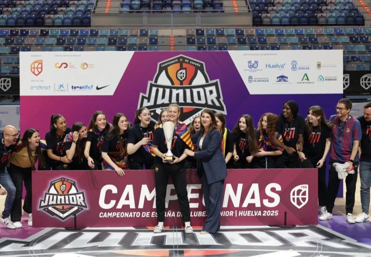 Las chicas del Barça campeonaron en Huelva.
