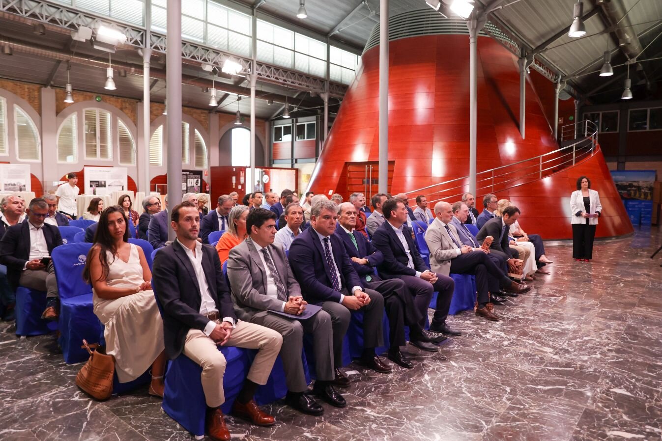 Asistentes al acto.