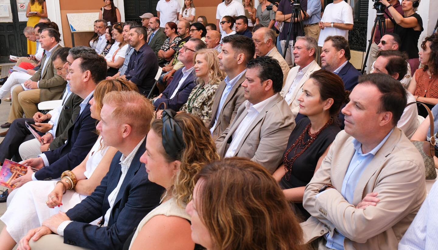 Presentación de las Fiestas Colombinas.