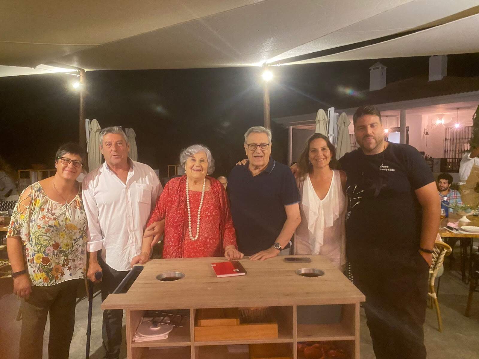 Con un grupo de amigos