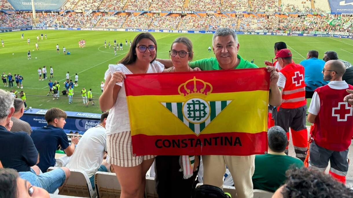 Antonio Mateo, su hija y su ahijada
