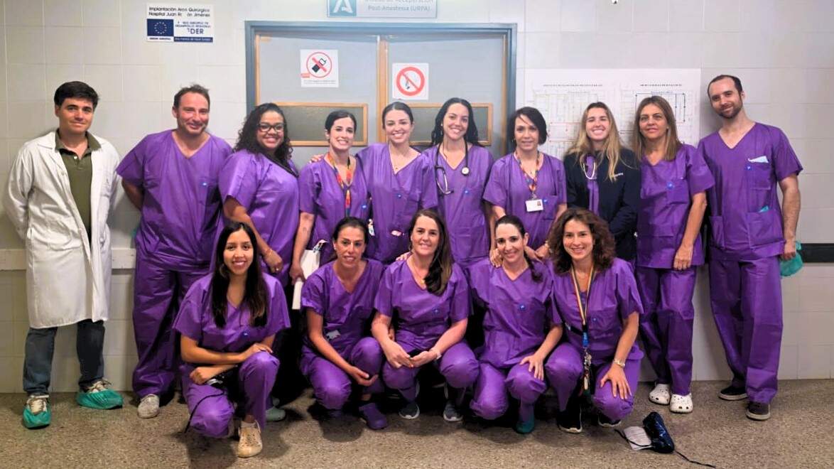 El Juan Ramón Jiménez realiza su primera cirugía cerebral con el paciente despierto