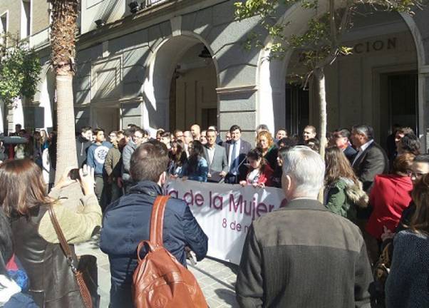 Huelva sale a la calle para reivindicar la igualdad de la mujer