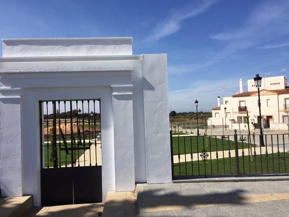 Parque antiguo cementerio 3