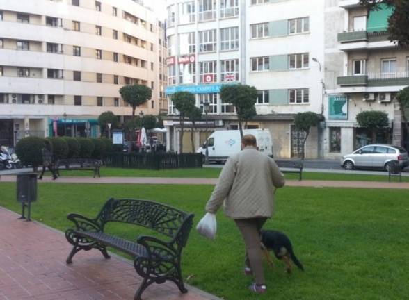 Una unidad de paisano luchará contra las cacas de perro en Huelva e impondrá multas de 500 euros