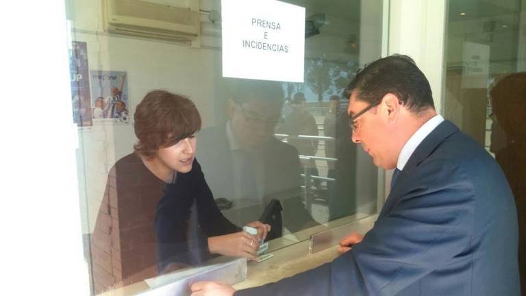 b27c6885-0862-421f-bd7c-2b2631b1808f