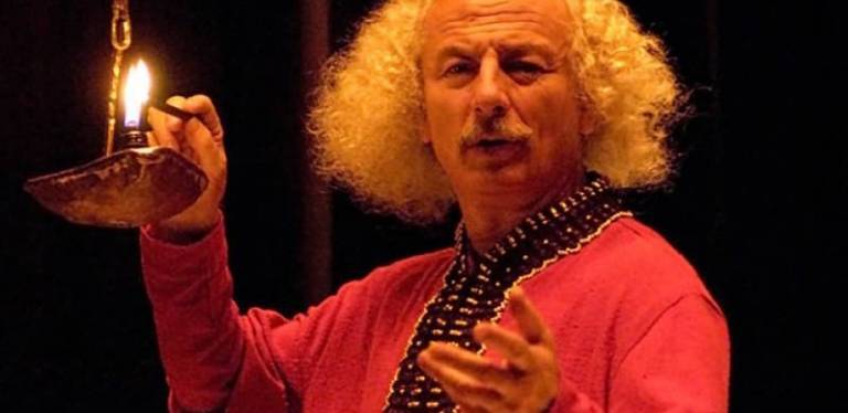 ‘El Brujo’ pospone su actuación por motivos de salud