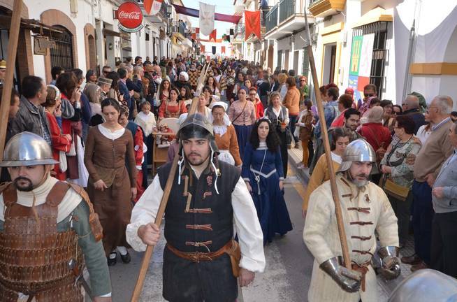 feria-medieval-palos-desfile