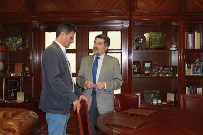 Firma apoyo Recreativo Puerto Huelva3