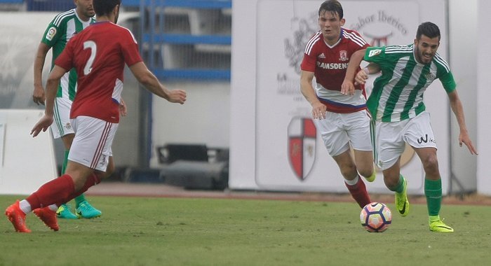 amistoso_boro_8.jpeg.700x380_q85_crop-center