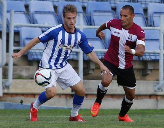 Ernesto Cornejo deja claro que no piensa salir del Recreativo