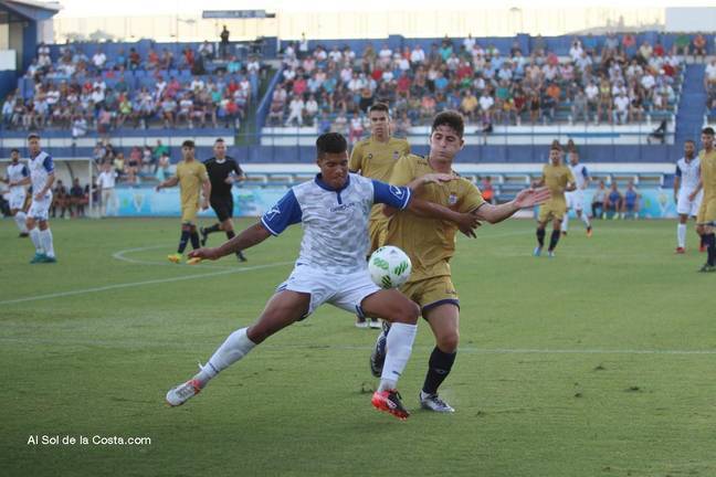 La recta final traiciona el épico esfuerzo del Recreativo (3-1)