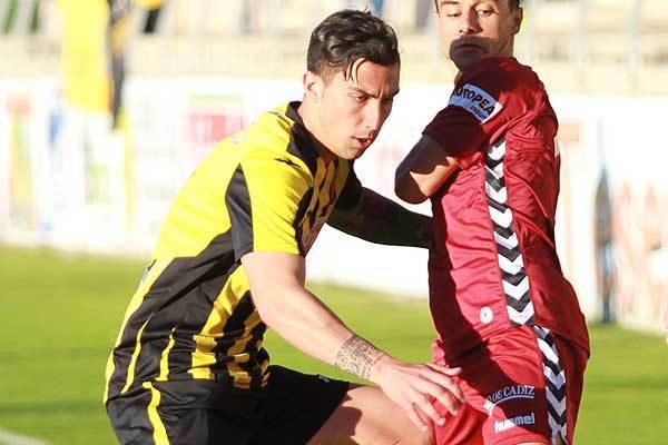 Manolo Bonaque se convierte en el primer fichaje del Recreativo