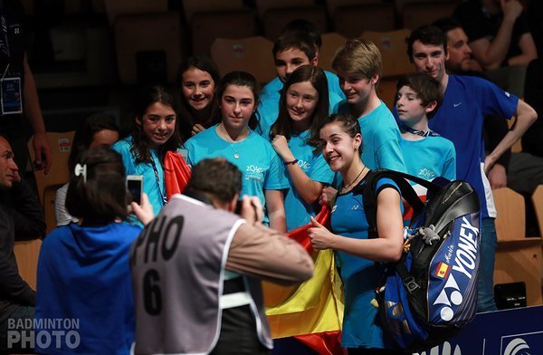 caro-autografos-en-europeo