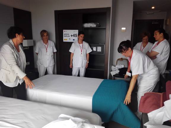 foto camarera de piso