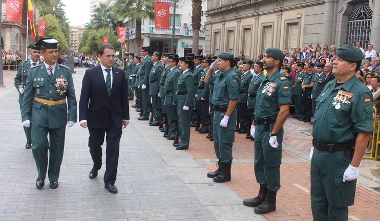 desfile-guardia-civil-dos