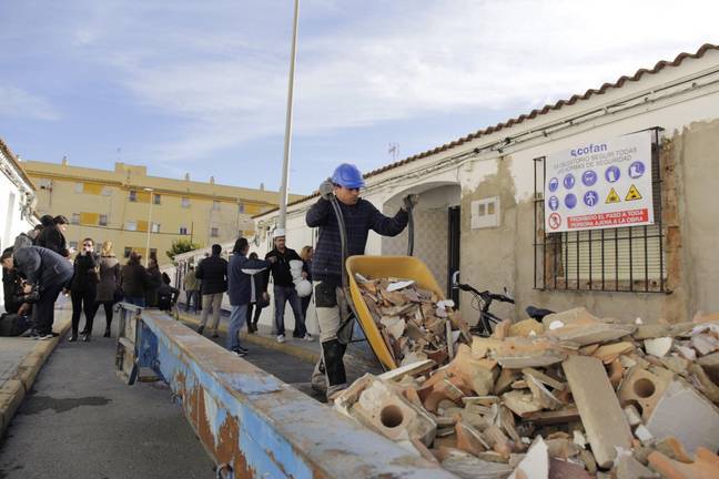 “Tenía que bañar a mis hijos en casa de mi hermana por miedo a las ratas”