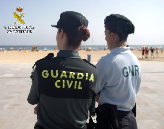 Alianza hispano-lusa contra las mafias que traen hachís por Huelva y el Algarve