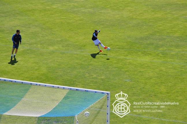 La lucha por el ‘pichichi’ afina la puntería del Recreativo