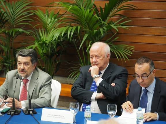 HuelvaPort Canarias (1)