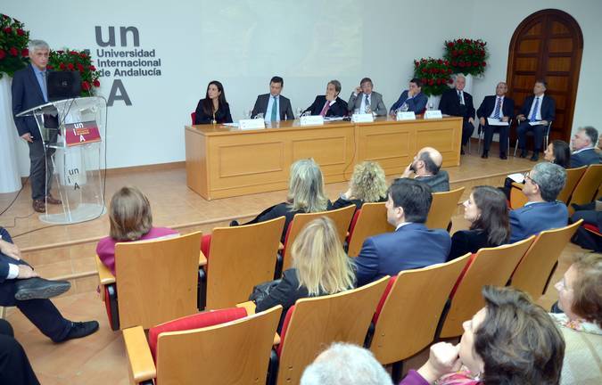 Fundación Atlantic Copper, Ayuntamiento de Palos y el profesor Juan M. González, Medallas de la UNIA