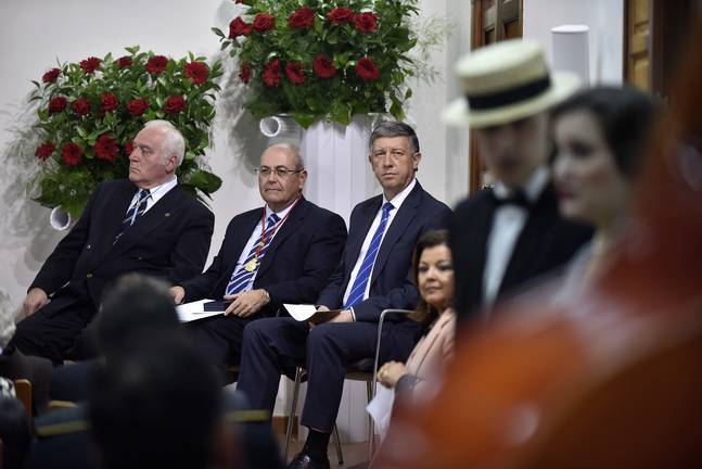 Fundación Atlantic Copper, Ayuntamiento de Palos y el profesor Juan M. González, Medallas de la UNIA 2 unia4