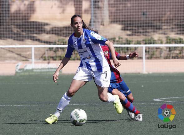 w_85db3aa63212131312levantefem-sportinhuelva121200