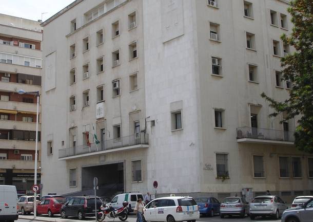 Los abogados y procuradores del turno de oficio cobran lo que les quedaba de 2016