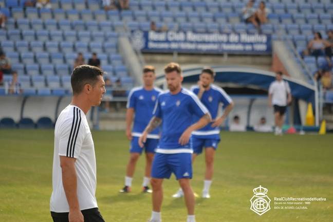 Lo que le queda por fichar al Recre