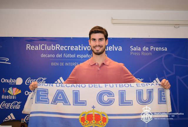 Un ‘charlatán’ para liderar la defensa del Recreativo