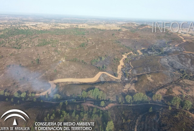 El Infoca amplía el dispositivo desplegado en el incendio de Cabezas Rubias