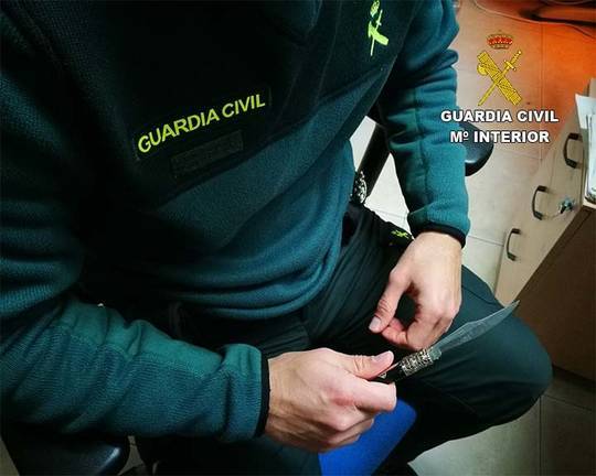 Detenido en Cortegana por intimidar con una navaja a dos menores para robarles