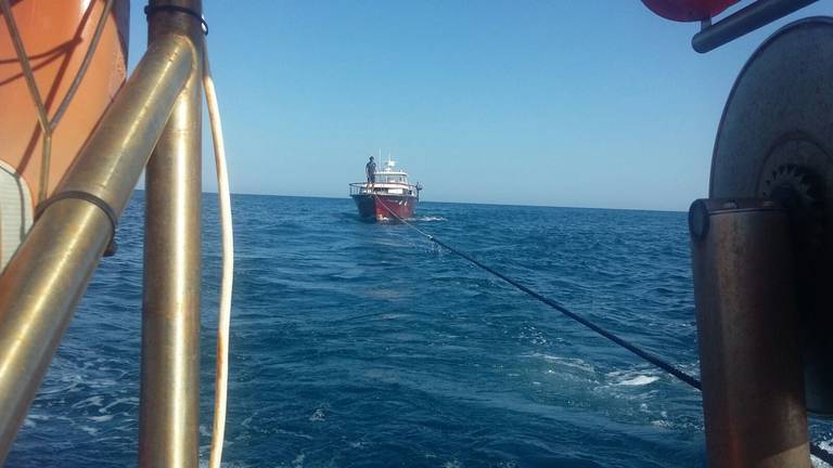 Rescatado del mar sin vida un hombre tras caer de su embarcación entre Mazagón y Matalascañas